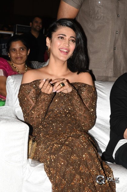 Shruti-Hassan-At-Premam-Movie-Audio-Launch